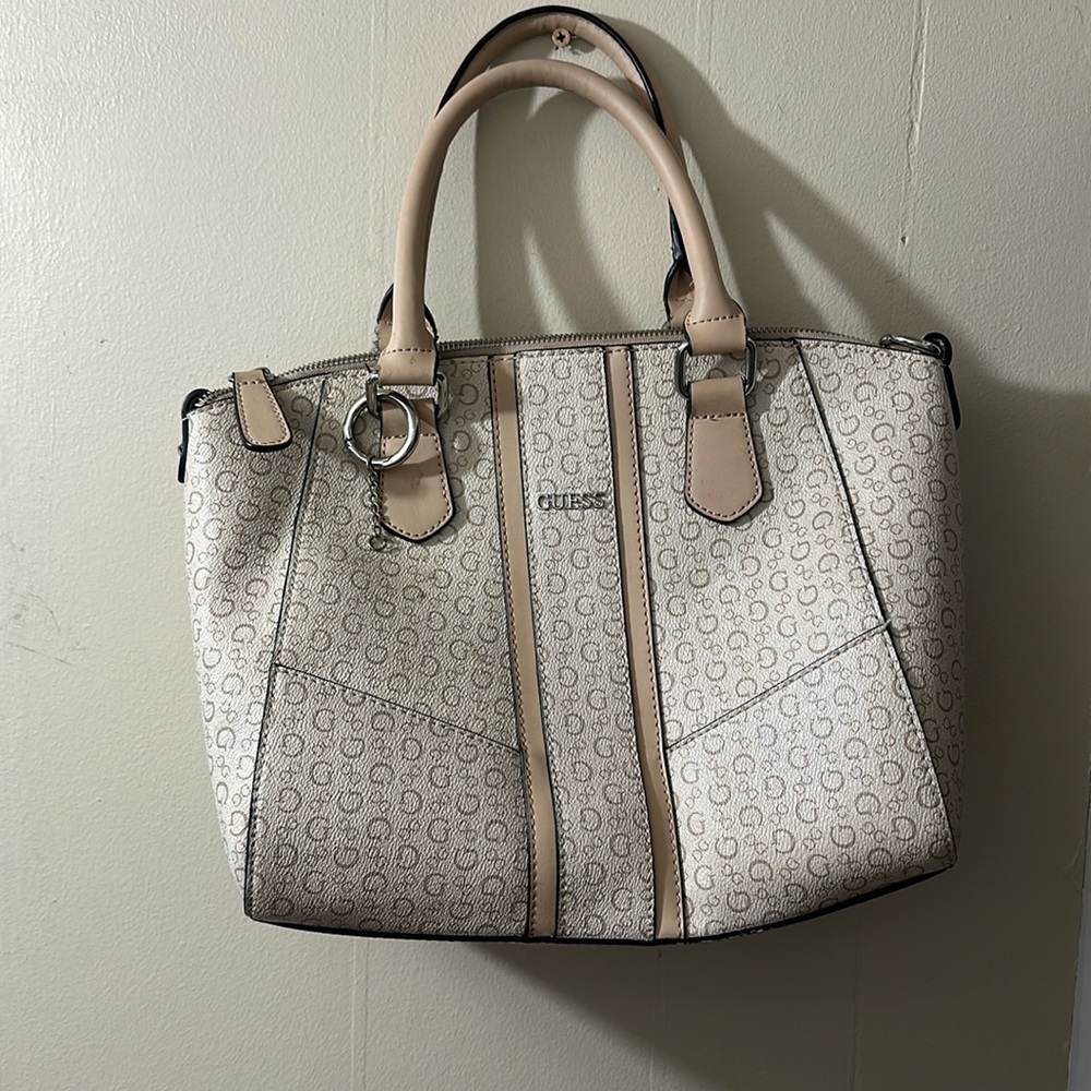 Guess purse